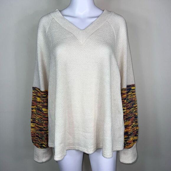 Davi and Dani V-Neck Sweater Cream with Color Sleeves - Picture 1 of 10